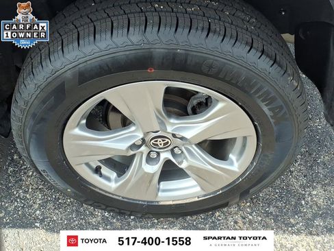 Used 2024 Toyota RAV4 XLE FWD image 11