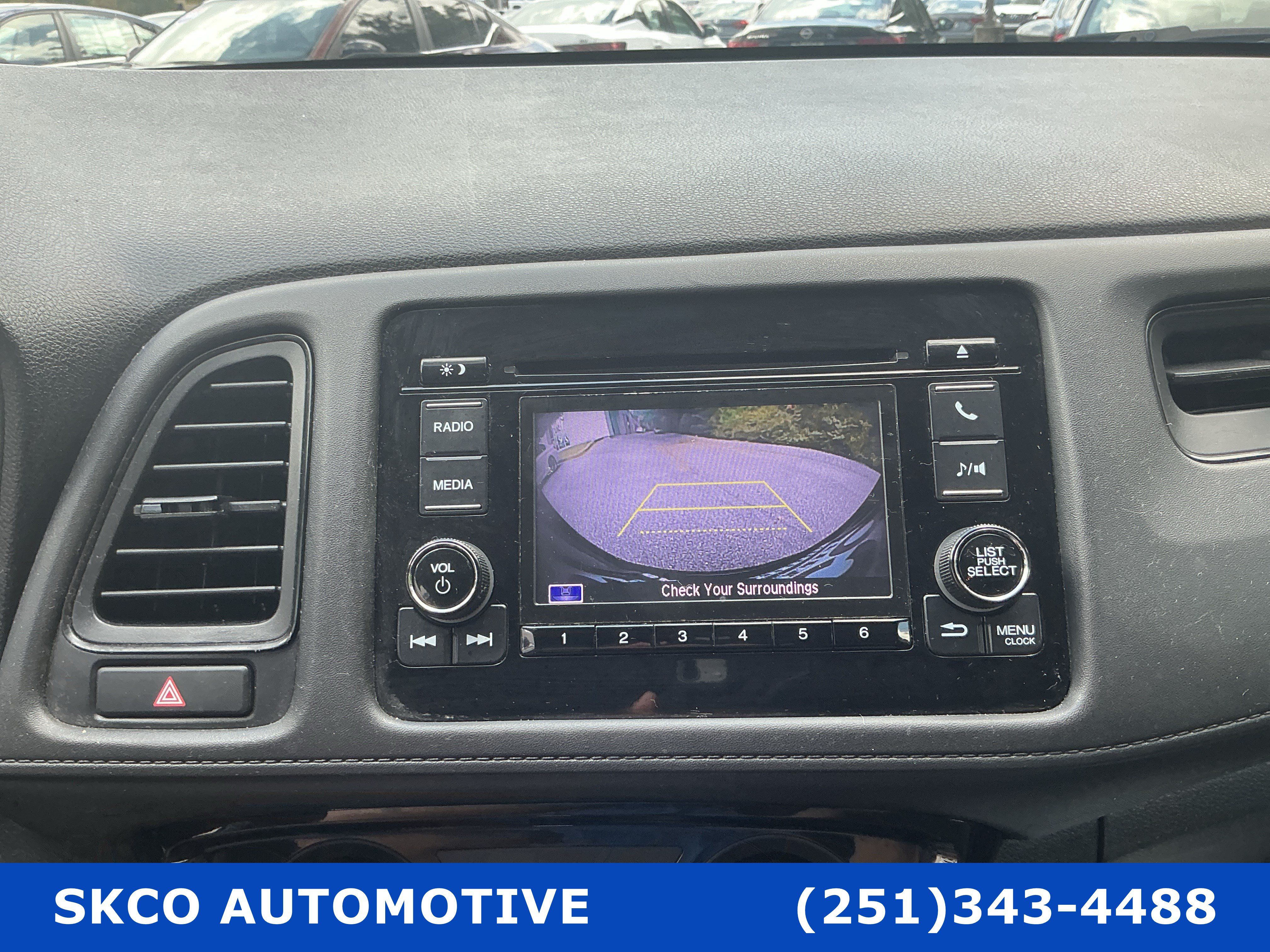 Used 2021 Honda HR-V LX image 17