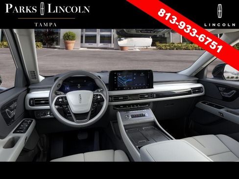 New 2026 Lincoln Aviator 2WD image 9