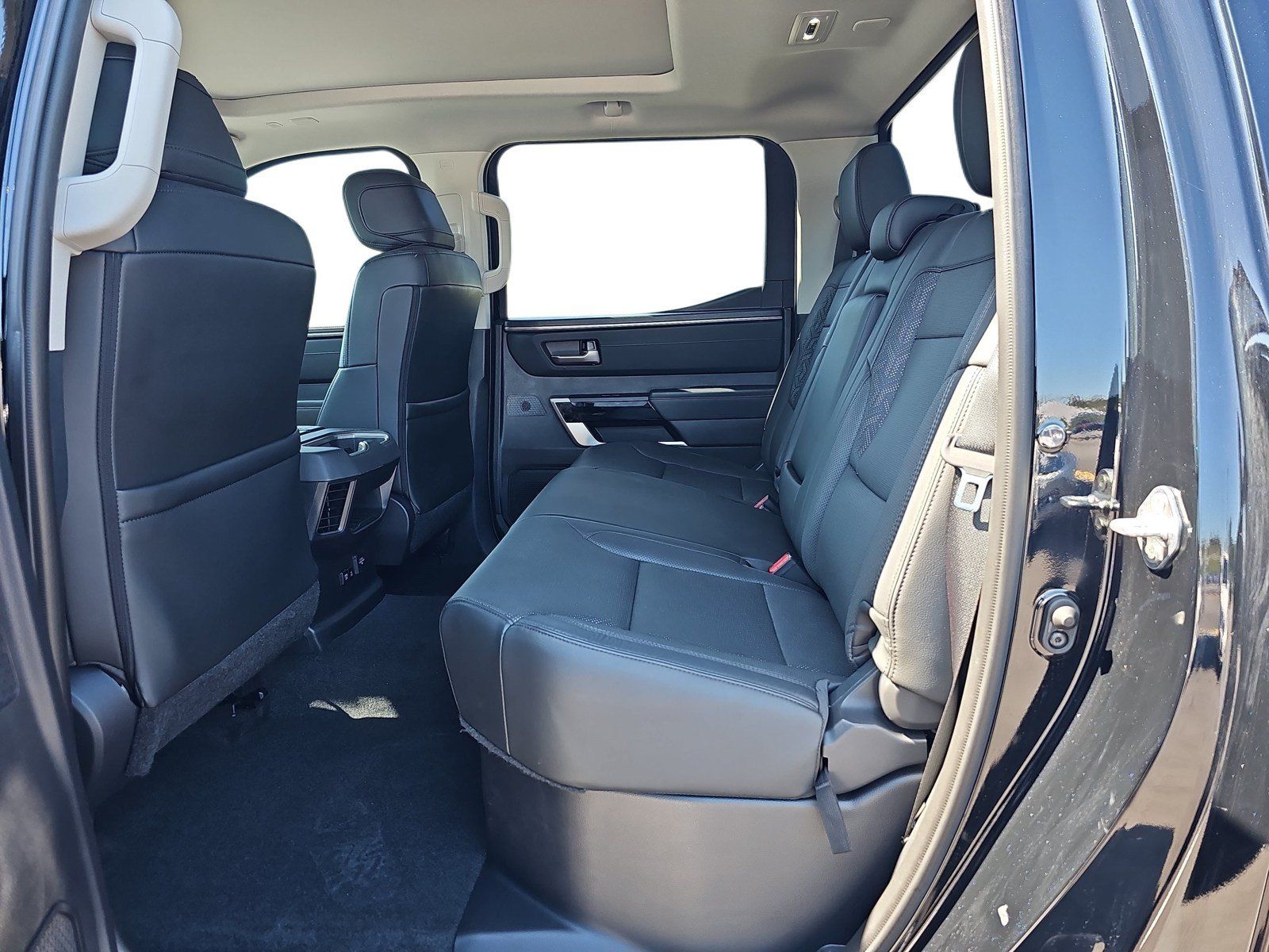Used 2023 Toyota Tundra Limited AWD/4WD image 11