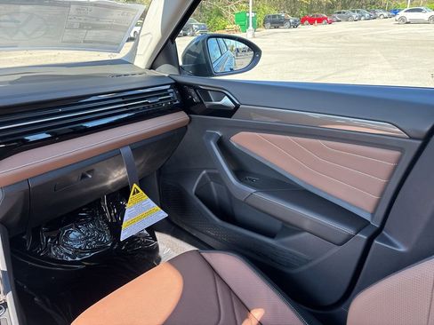 New 2026 Volkswagen Jetta SEL FWD image 25