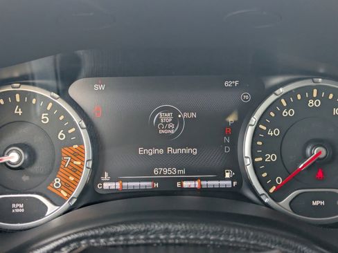 Used 2020 Jeep Renegade Altitude w/ UConnect 8.4 Nav Group image 31