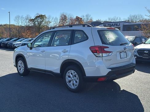 Certified 2022 Subaru Forester image 5