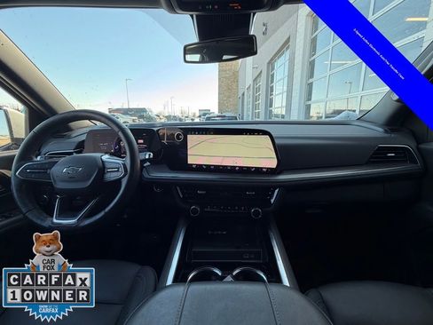 Used 2025 Chevrolet Tahoe Z71 w/ Comfort Package image 23