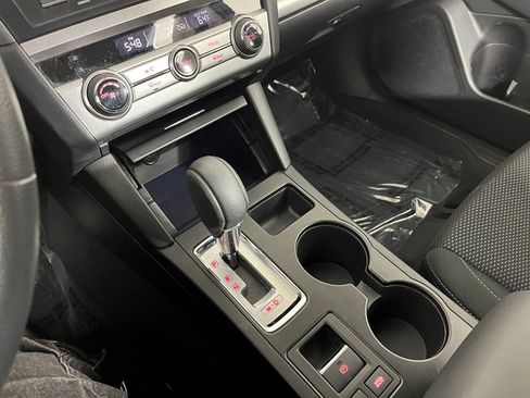 Used 2017 Subaru Outback 2.5i image 24