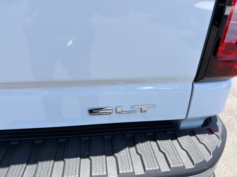 Used 2023 GMC Sierra 2500 SLT w/ SLT Preferred Package AWD/4WD image 60