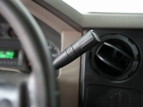 Used 2008 Ford F250 XL image 12