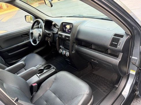 Used 2006 Honda CR-V EX image 40