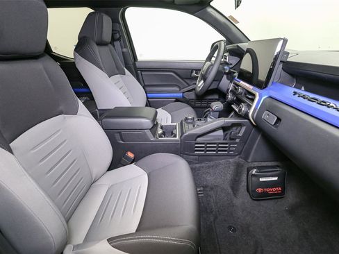 New 2025 Toyota Tacoma TRD Off-Road image 14