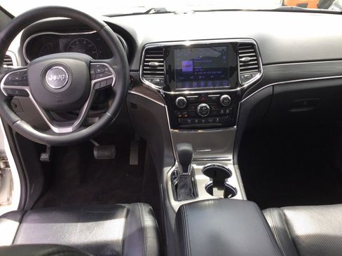 Used 2019 Jeep Grand Cherokee Limited w/ Luxury Group II AWD/4WD image 20