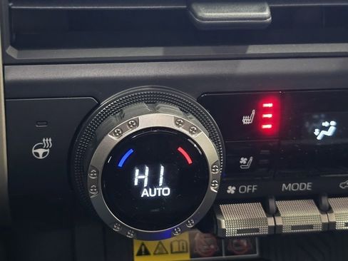 New 2025 Toyota Tacoma TRD Sport image 11