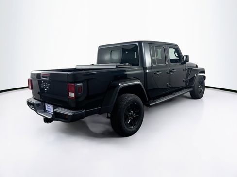 Used 2023 Jeep Gladiator Sport image 5