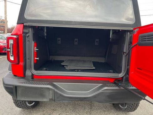 Used 2024 Ford Bronco Badlands image 10