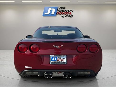 Used 2007 Chevrolet Corvette Coupe w/ Preferred Equipment Group RWD image 6