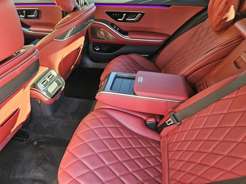 Used 2022 Mercedes-Benz S 580 4MATIC Sedan image 29