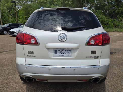 Used 2011 Buick Enclave CXL image 5