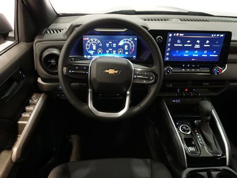 New 2026 Chevrolet Colorado W/T image 12