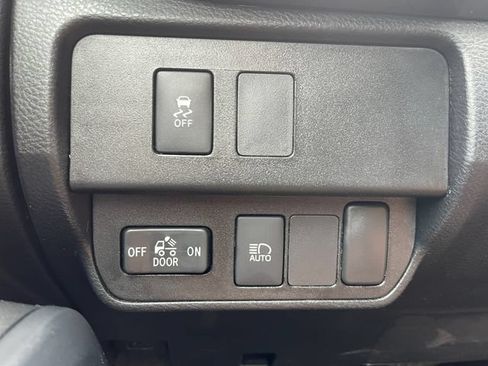 Used 2021 Toyota Tacoma SR AWD/4WD image 19