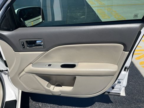 Used 2010 Ford Fusion SEL FWD image 44