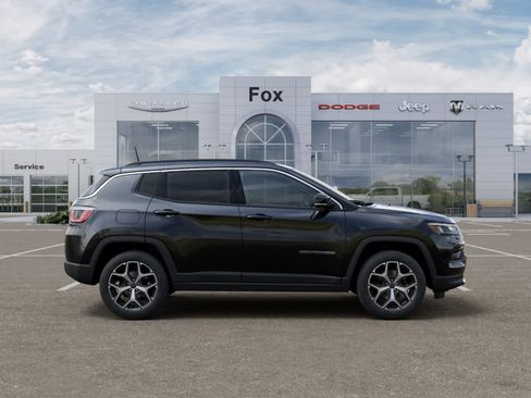 New 2026 Jeep Compass Limited image 21