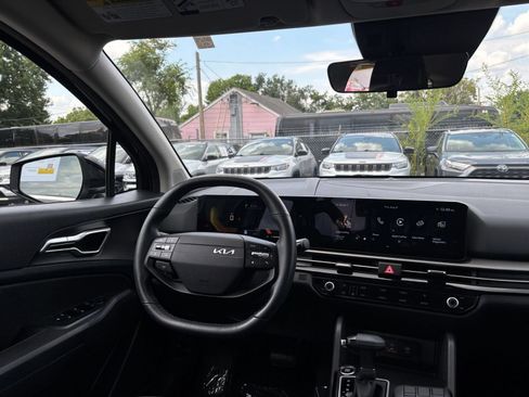 Used 2026 Kia Sportage LX FWD image 34