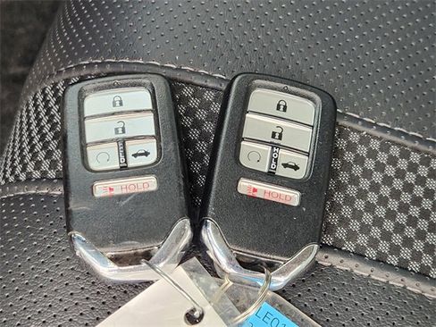 Used 2020 Honda Civic Touring image 20