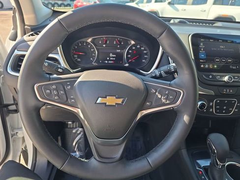 Used 2024 Chevrolet Equinox LT FWD image 20