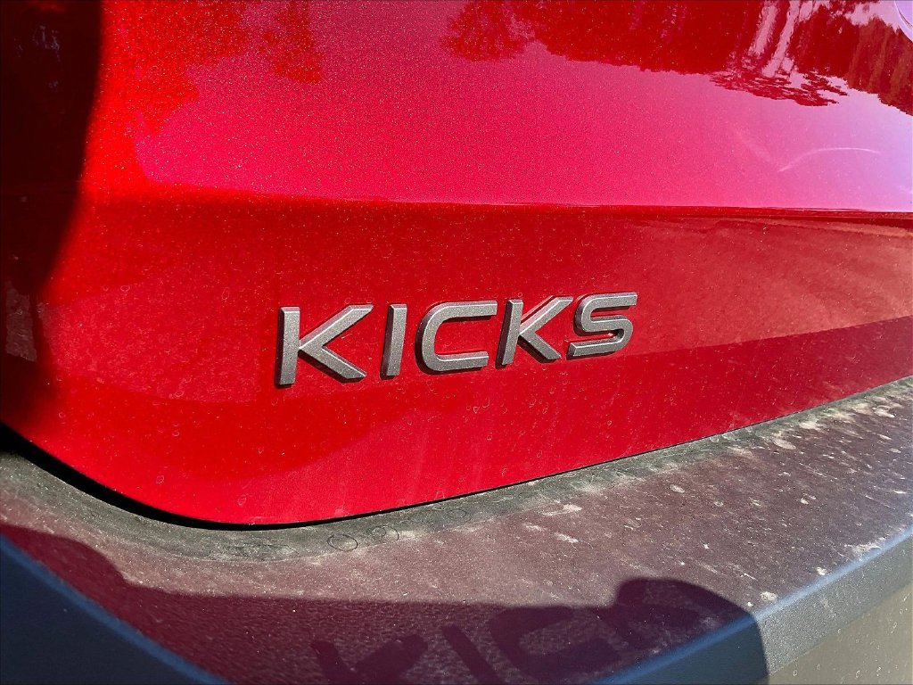 New 2027 Nissan Kicks SV FWD image 9