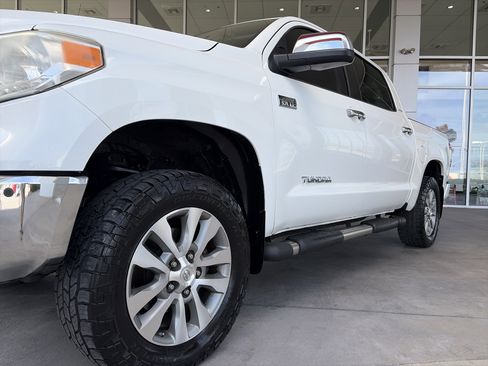 Used 2015 Toyota Tundra Limited w/ Limited Premium Package image 9