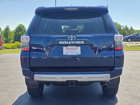 Used 2022 Toyota 4Runner TRD Off-Road AWD/4WD image 7
