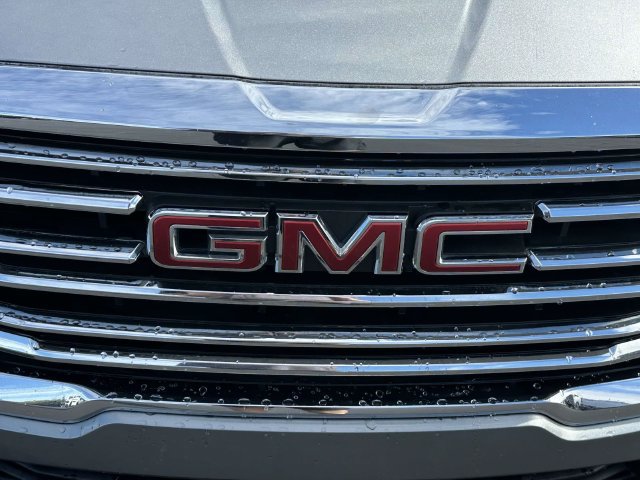 Certified 2024 GMC Terrain SLT FWD image 28