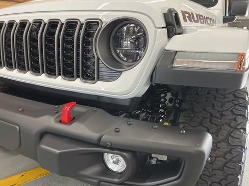 New 2026 Jeep Wrangler Rubicon AWD/4WD image 10