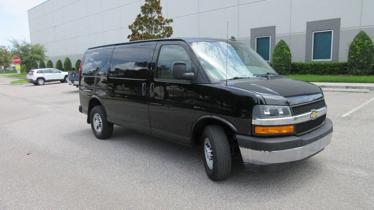 Used 2019 Chevrolet Express 2500 w/ Driver Convenience Package RWD image 7
