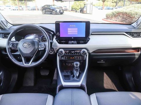Used 2023 Toyota RAV4 Limited FWD image 15