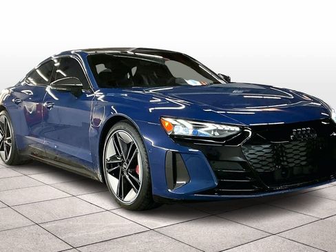 Used 2022 Audi RS e-tron GT image 2