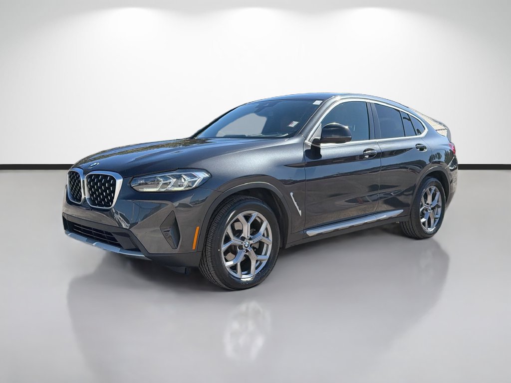Used 2025 BMW X4 xDrive30i AWD/4WD image 7