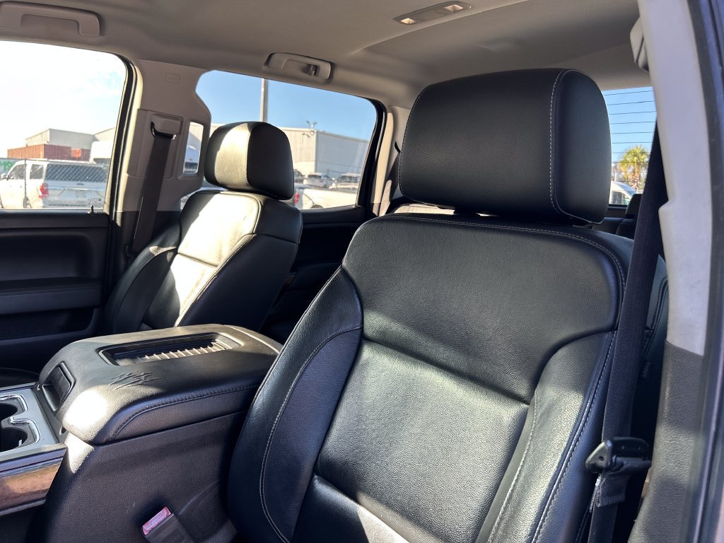 Used 2018 GMC Sierra 1500 SLT w/ SLT Premium Package AWD/4WD image 9