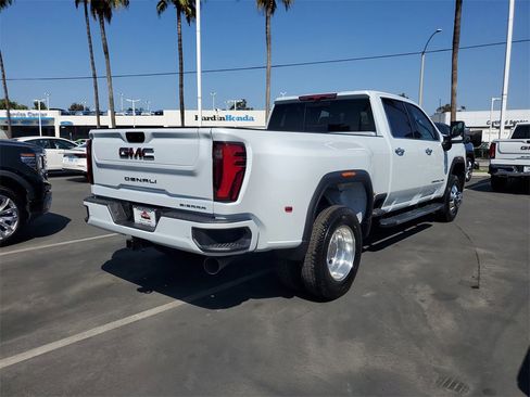 New 2026 GMC Sierra 3500 Denali w/ Denali Reserve Package image 4