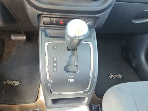 Used 2015 Jeep Patriot Sport w/ Power Value Group FWD image 36