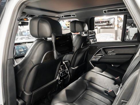 Used 2024 Land Rover Range Rover Autobiography AWD/4WD image 26