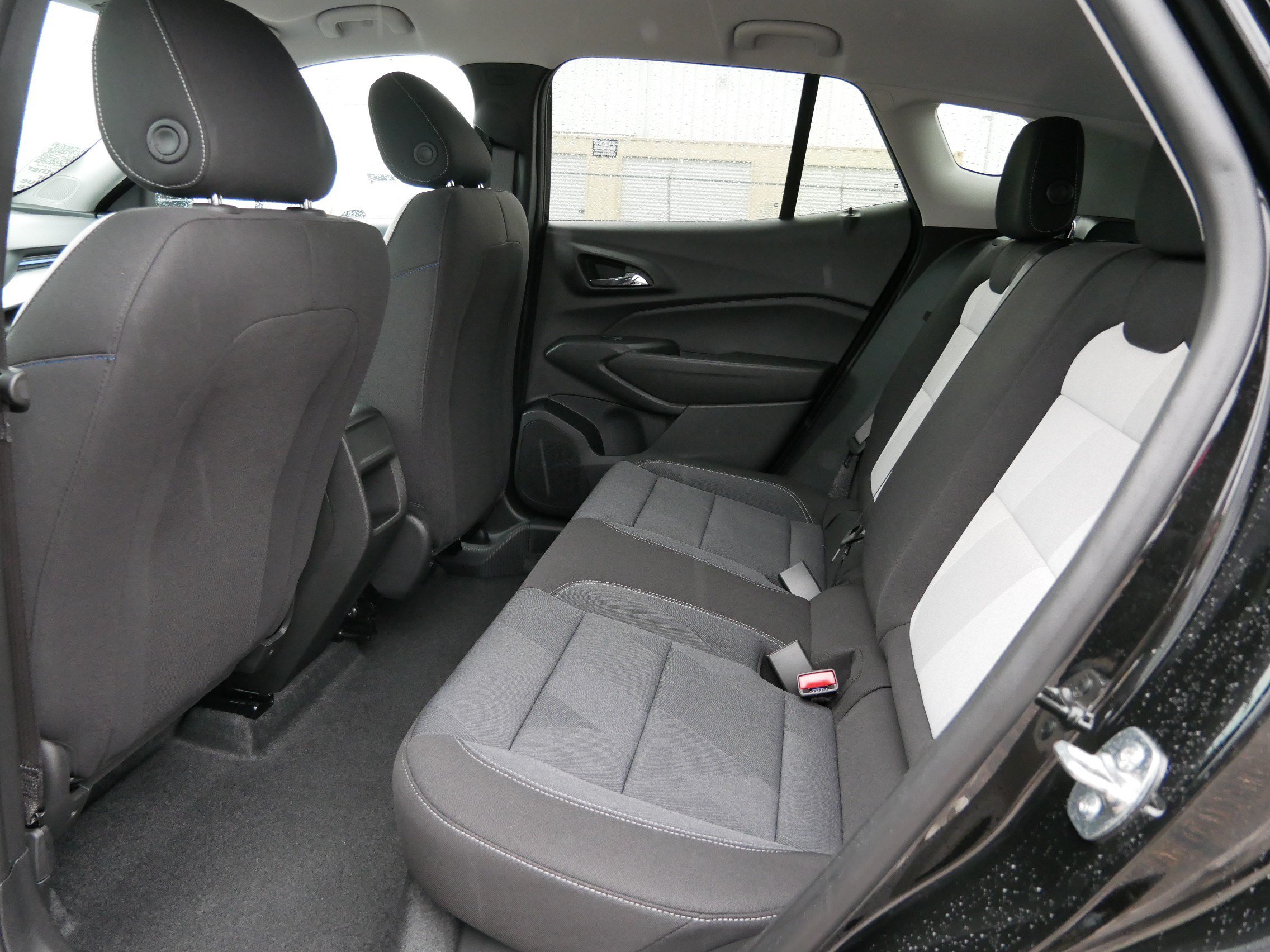 New 2026 Chevrolet Trax LS w/ LS Convenience Package FWD image 12