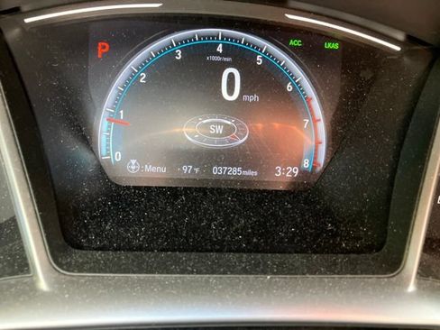 Used 2019 Honda Civic Touring image 13