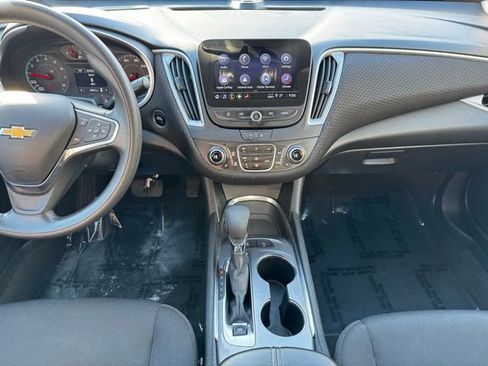 Certified 2024 Chevrolet Malibu LT image 2