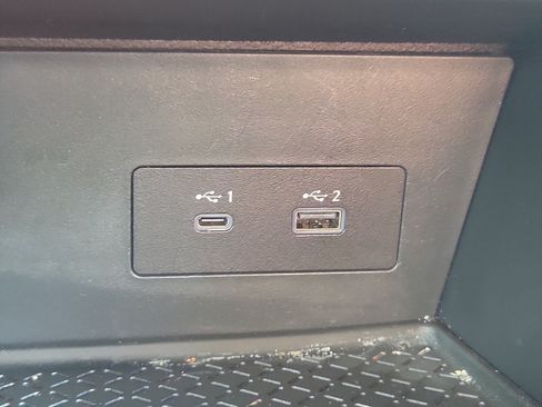 Used 2022 Nissan Pathfinder SL FWD image 24