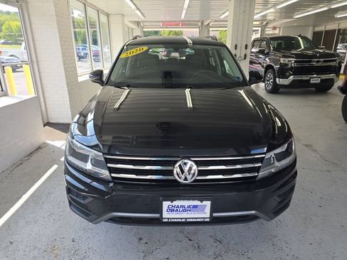 Used 2020 Volkswagen Tiguan SE AWD/4WD image 8