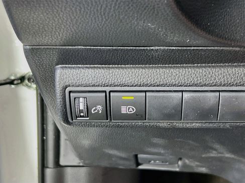 Used 2024 Toyota Corolla SE image 10