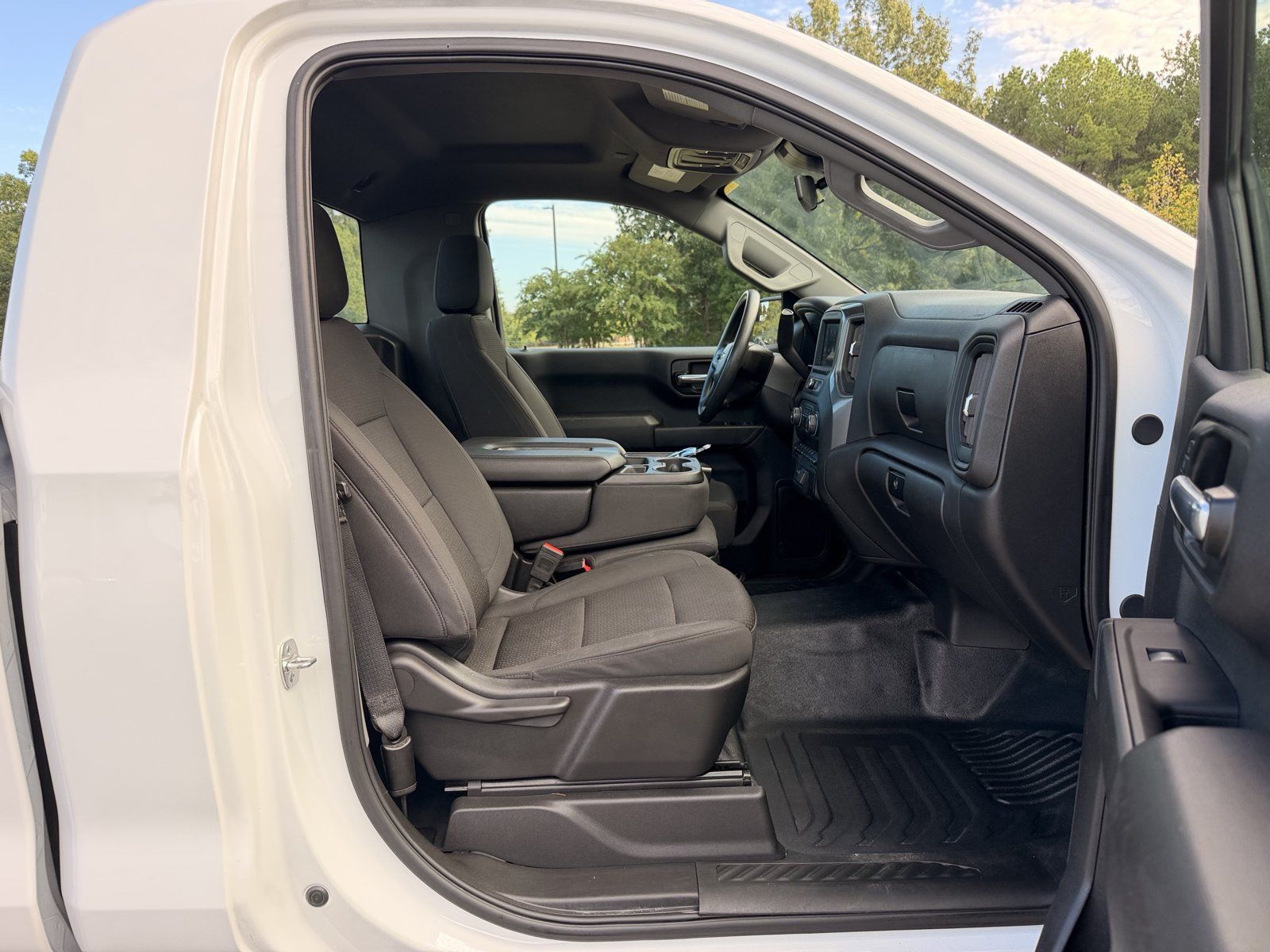 Used 2025 Chevrolet Silverado 1500 W/T RWD image 35