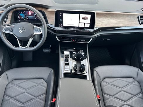 New 2026 Volkswagen Atlas SE FWD image 11