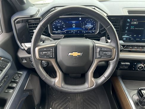 Used 2022 Chevrolet Silverado 1500 High Country image 24