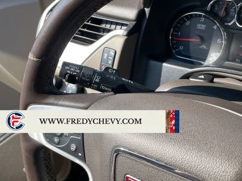 Used 2015 GMC Yukon XL SLT w/ Open Road Package AWD/4WD image 36